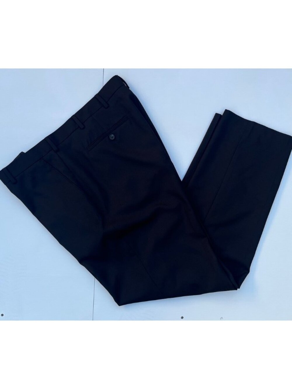 Izod Men’s Black Dress Pants 40Wx30L Straight Fit Flat Front Stretch Non-Iron - Picture 5 of 11